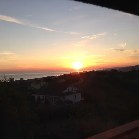 L' Alba Di Alice Apartment Silvi Marina